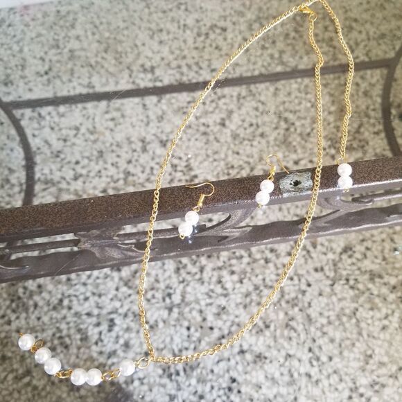 Handmade customized jewelry sets - Picture 1 of 5